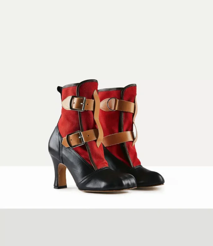 Bondage Boot