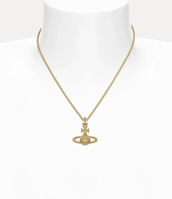 Mayfair Bas Relief Pendant Necklace